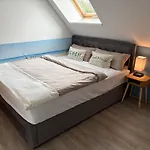 Mit Schloesserblick In I Grosse Dachterrasse I Parkplatz Kostenfrei Apartment Dresden