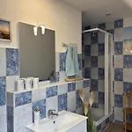 Mit Schloesserblick In I Grosse Dachterrasse I Parkplatz Kostenfrei Dresden