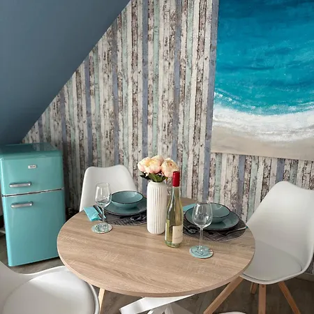 Apartment Mit Schloesserblick In I Grosse Dachterrasse I Parkplatz Kostenfrei Dresden