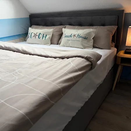 Mit Schloesserblick In I Grosse Dachterrasse I Parkplatz Kostenfrei *