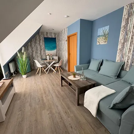 Mit Schloesserblick In I Grosse Dachterrasse I Parkplatz Kostenfrei Διαμέρισμα