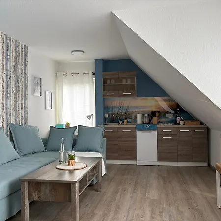 Apartment Mit Schloesserblick In I Grosse Dachterrasse I Parkplatz Kostenfrei Dresden