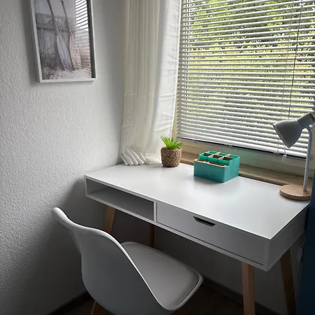 Mit Schloesserblick In I Grosse Dachterrasse I Parkplatz Kostenfrei *