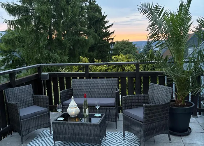 Mit Schloesserblick In I Grosse Dachterrasse I Parkplatz Kostenfrei * دريسدن