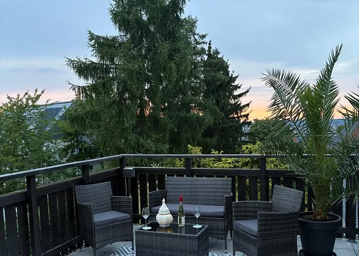 Lejlighed Mit Schloesserblick In I Grosse Dachterrasse I Parkplatz Kostenfrei