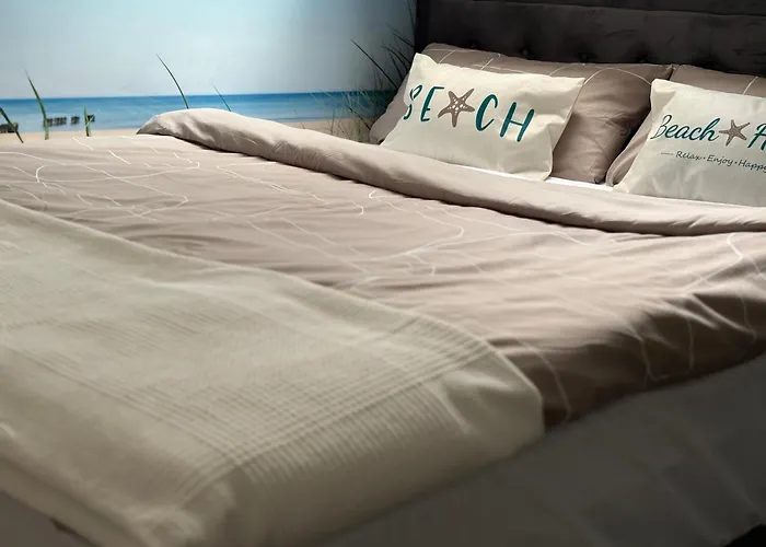 Mit Schloesserblick In I Grosse Dachterrasse I Parkplatz Kostenfrei *