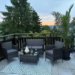 Mit Schloesserblick In I Grosse Dachterrasse I Parkplatz Kostenfrei * 德累斯顿