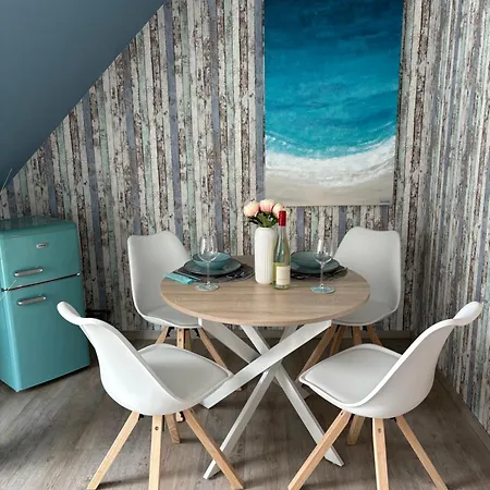 Mit Schloesserblick In I Grosse Dachterrasse I Parkplatz Kostenfrei 아파트 *